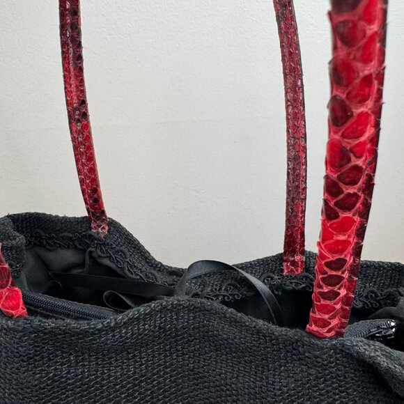 Desmo Tote Bag Black Embellished Flower Python - Picture 10 of 12